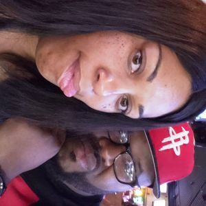 Meet your Posher, Cassandra